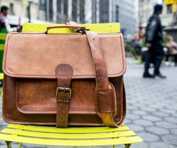 Men's Genuine Vintage Leather Messenger Bag Shoulder Laptop Bag Briefcase New